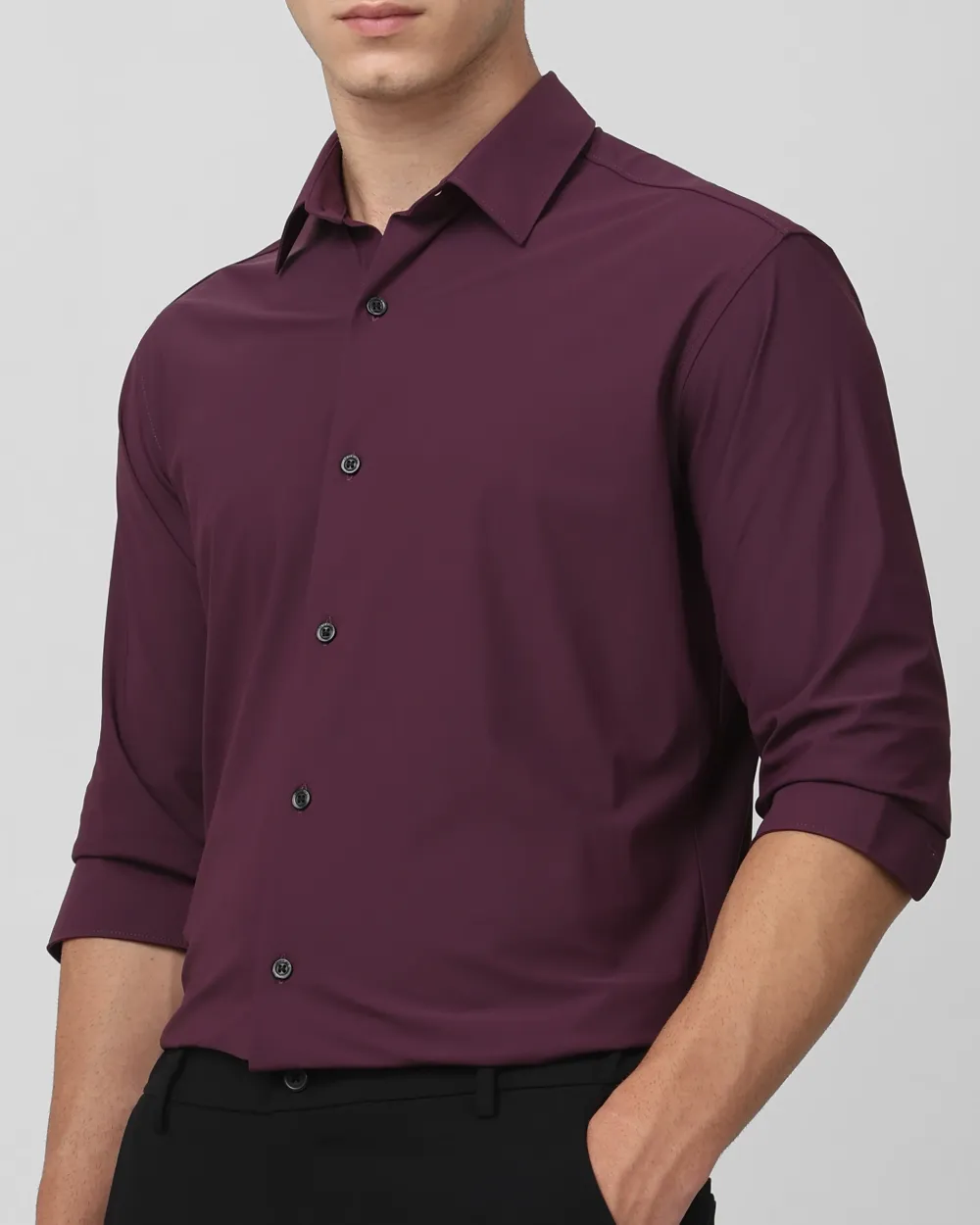 Leisure Soft And Comfortable Slim-Fit Maroon Shirt