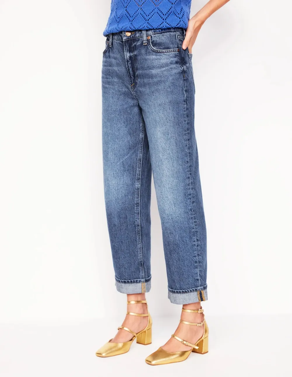 Mid Rise Relaxed Jeans