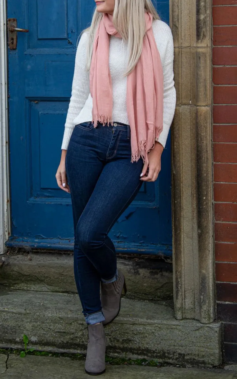 Fashionable And Romantic Dusky Pink Girlish Scarf