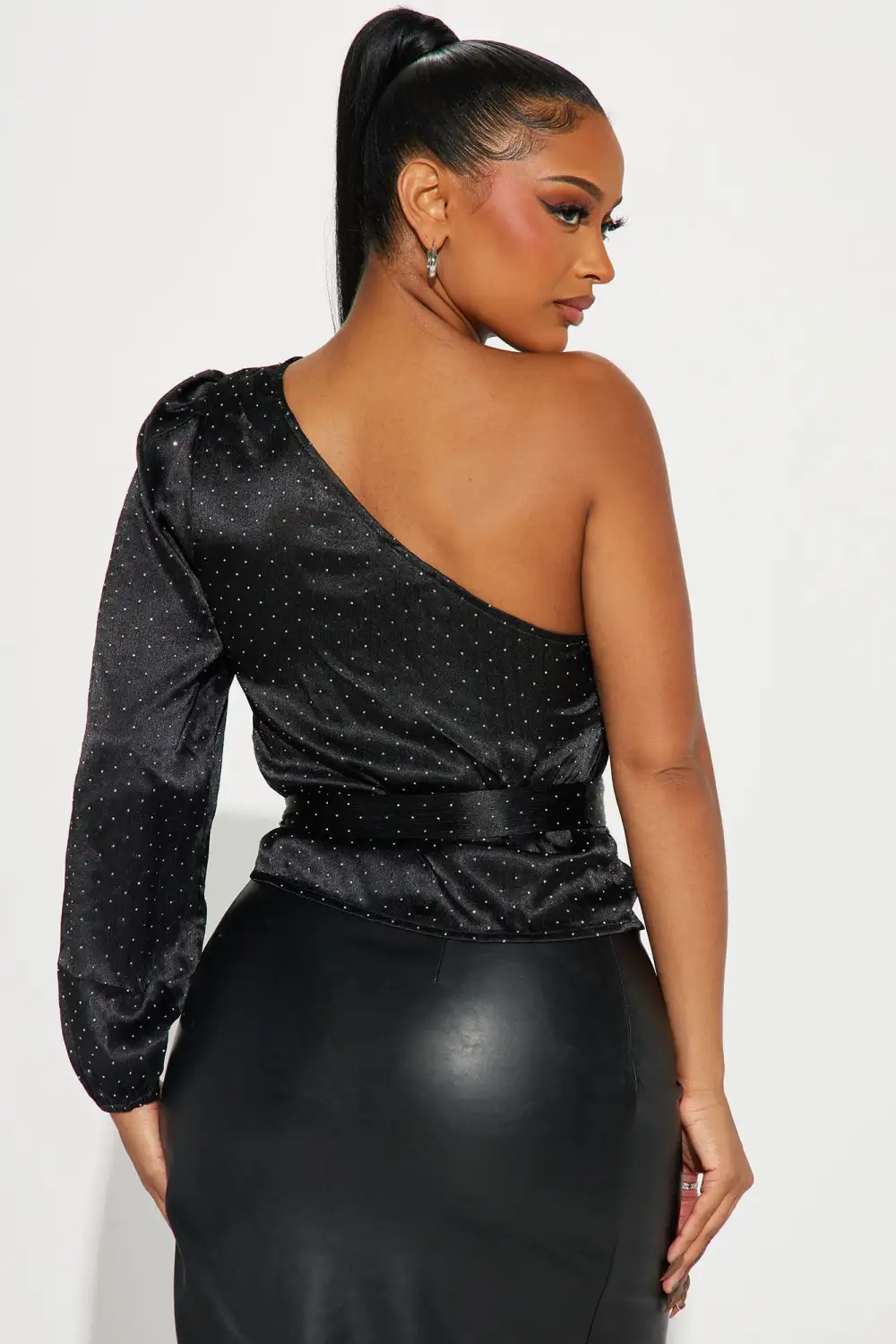 Details Matter Rhinestone Top - Black