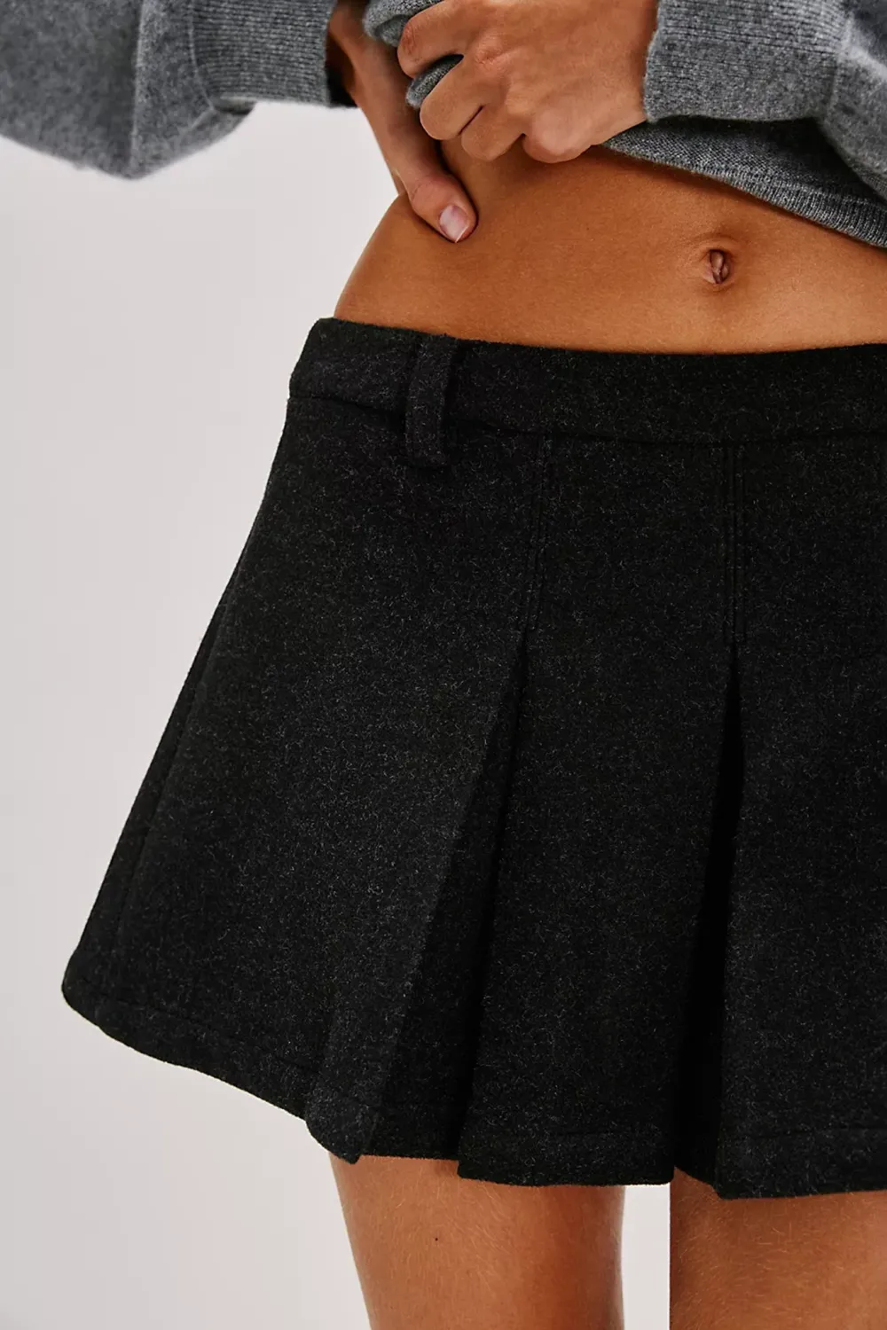 Pleated High Waisted Mini Skirt