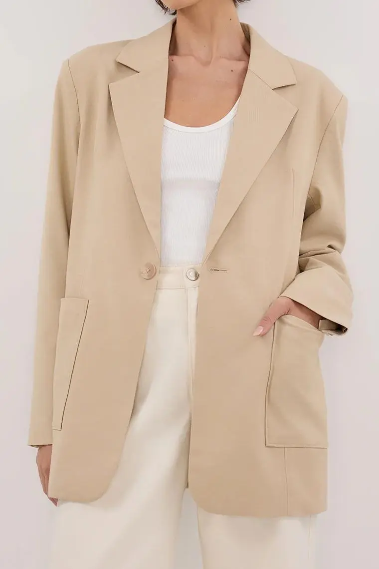 NATURAL PATCH POCKET BLAZER