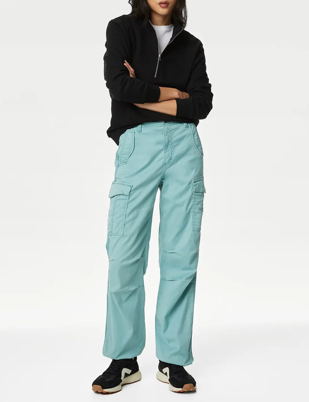 Straight Leg Trousers with Pocket