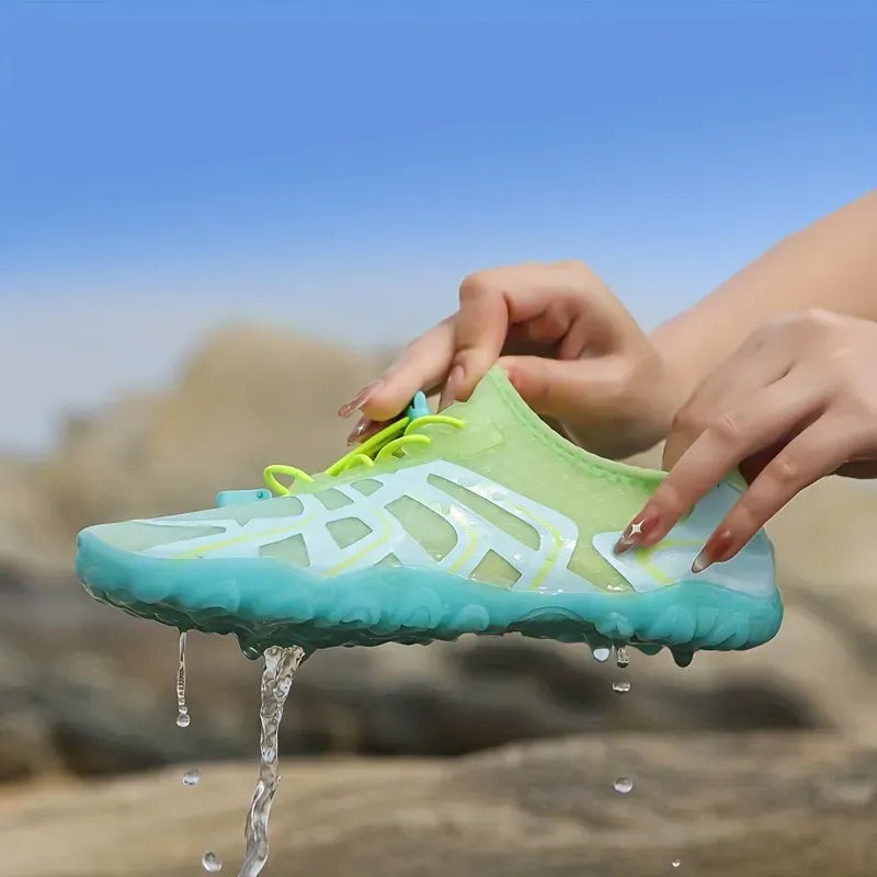 Women's Quick Drying Water Socks, Anti-slip & Anti-cut Creek Shoes, Outdoor Lightweight Soft Sole Sports Shoes For Swimming Surfing Diving Fishing