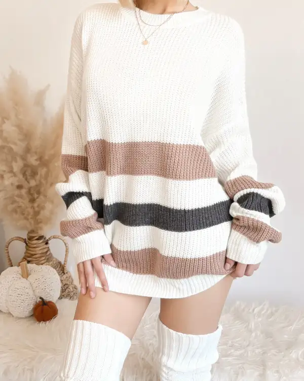 VINTAGE INSPIRED: HALLIE OVERSIZED KNIT SWEATER