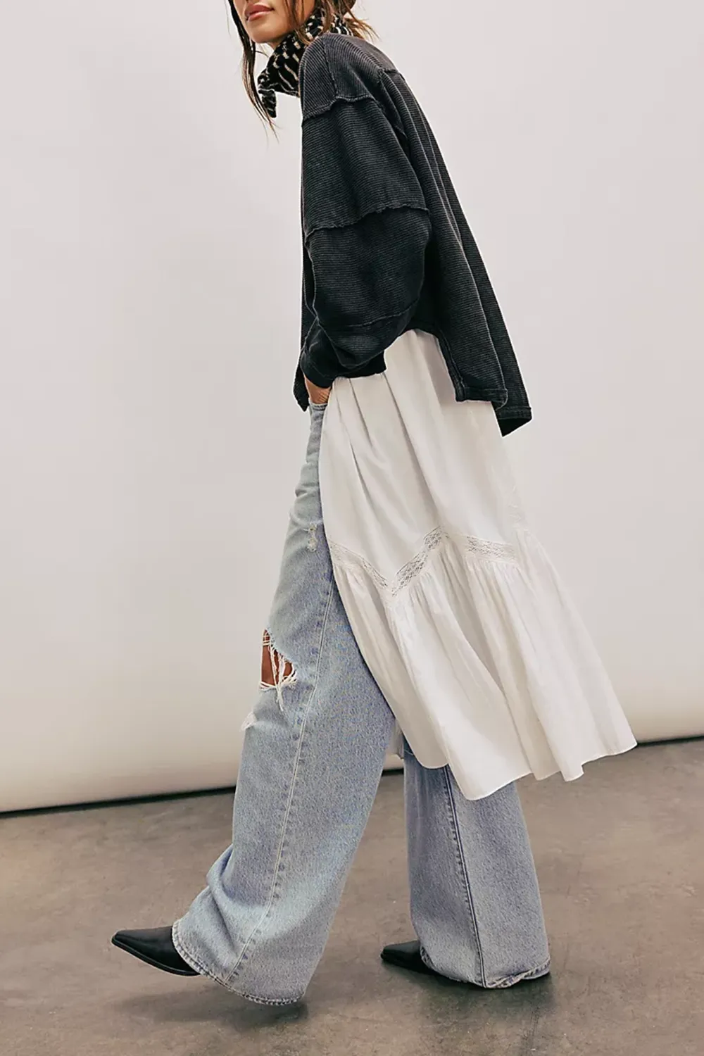 Ribbed Crew Neck Sweatshirt