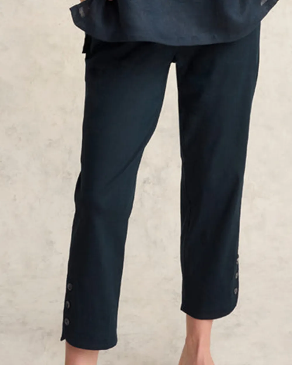 Mid Waist Curved Hem Linen Trousers