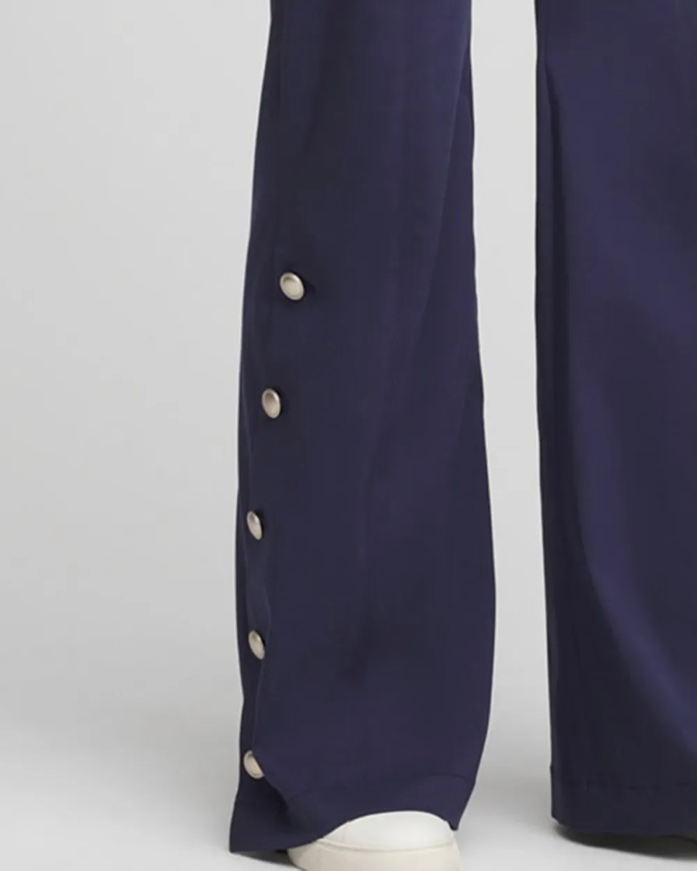 Button Detail Wide-Leg Pants
