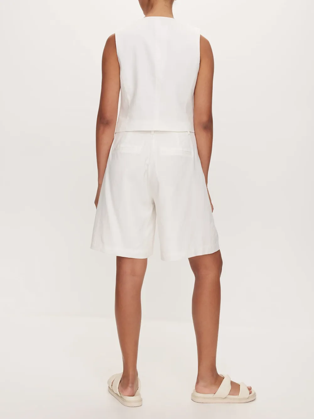 Daily Solid Color Short