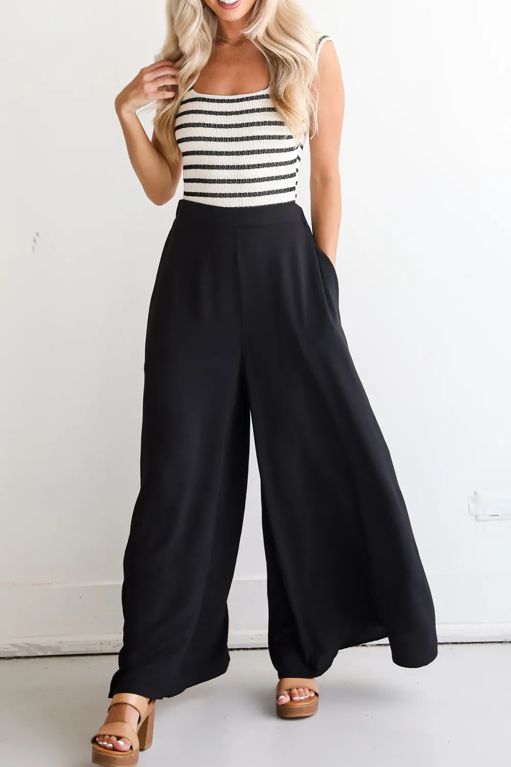 Iconic Chicness Wide Leg Pants
