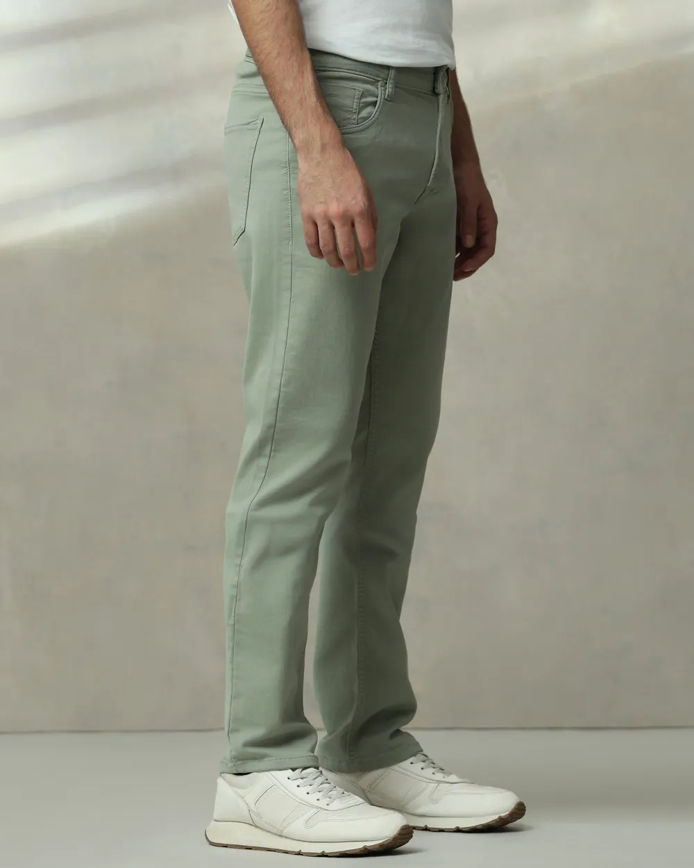 Classic Versatile And Comfortable Straight Sage Jeans