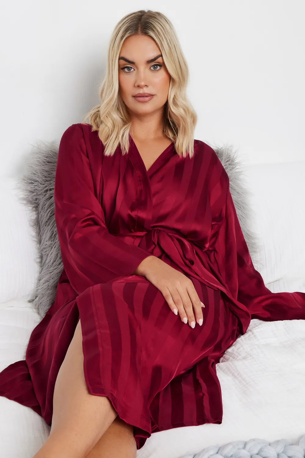 YOURS Curve Red Stripe Jacquard Satin Robe
