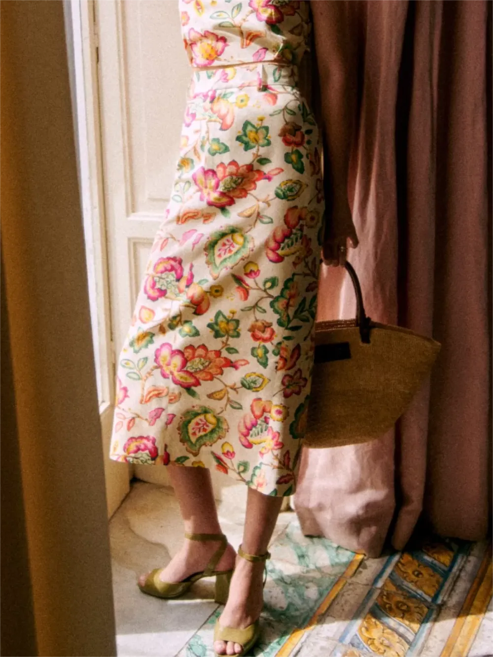 Slit At Centre Back Skirt