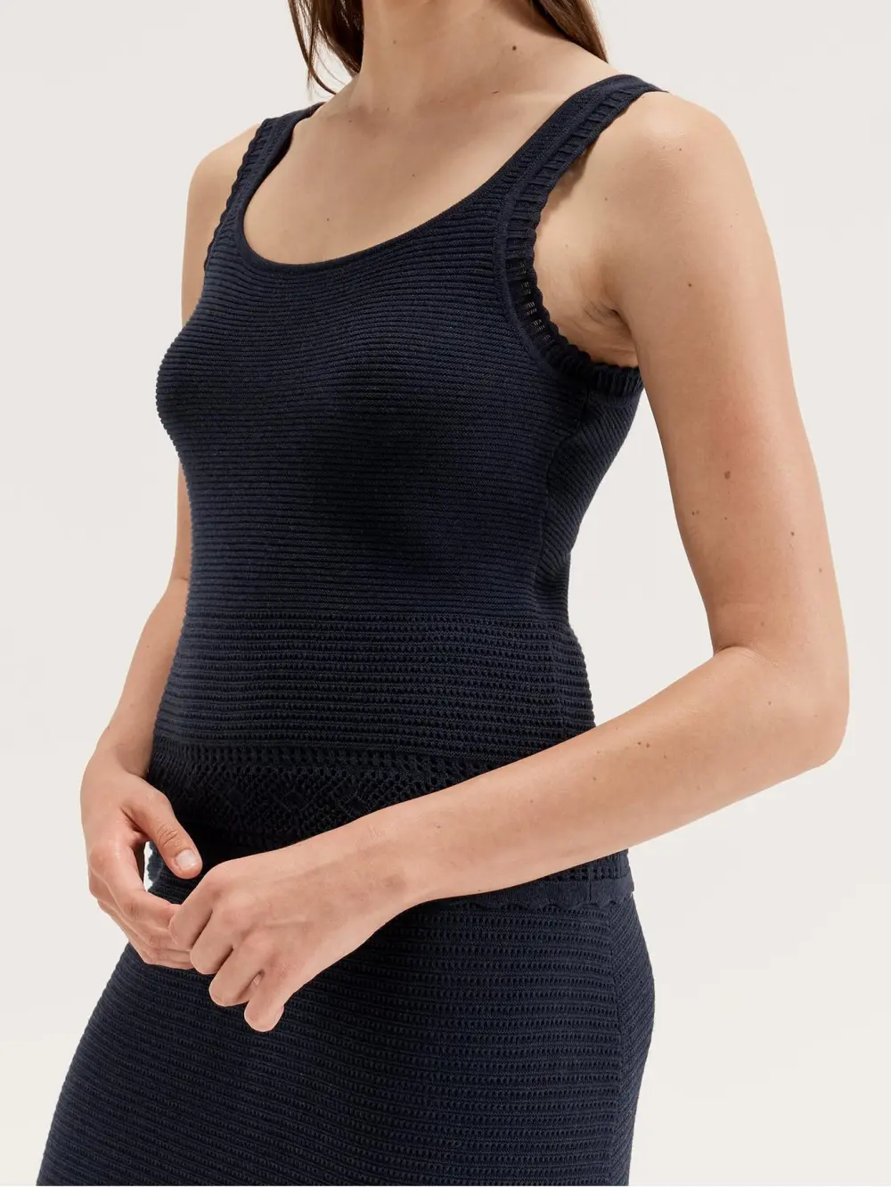 Mercerised Cotton Scoop Neck Tee in Black