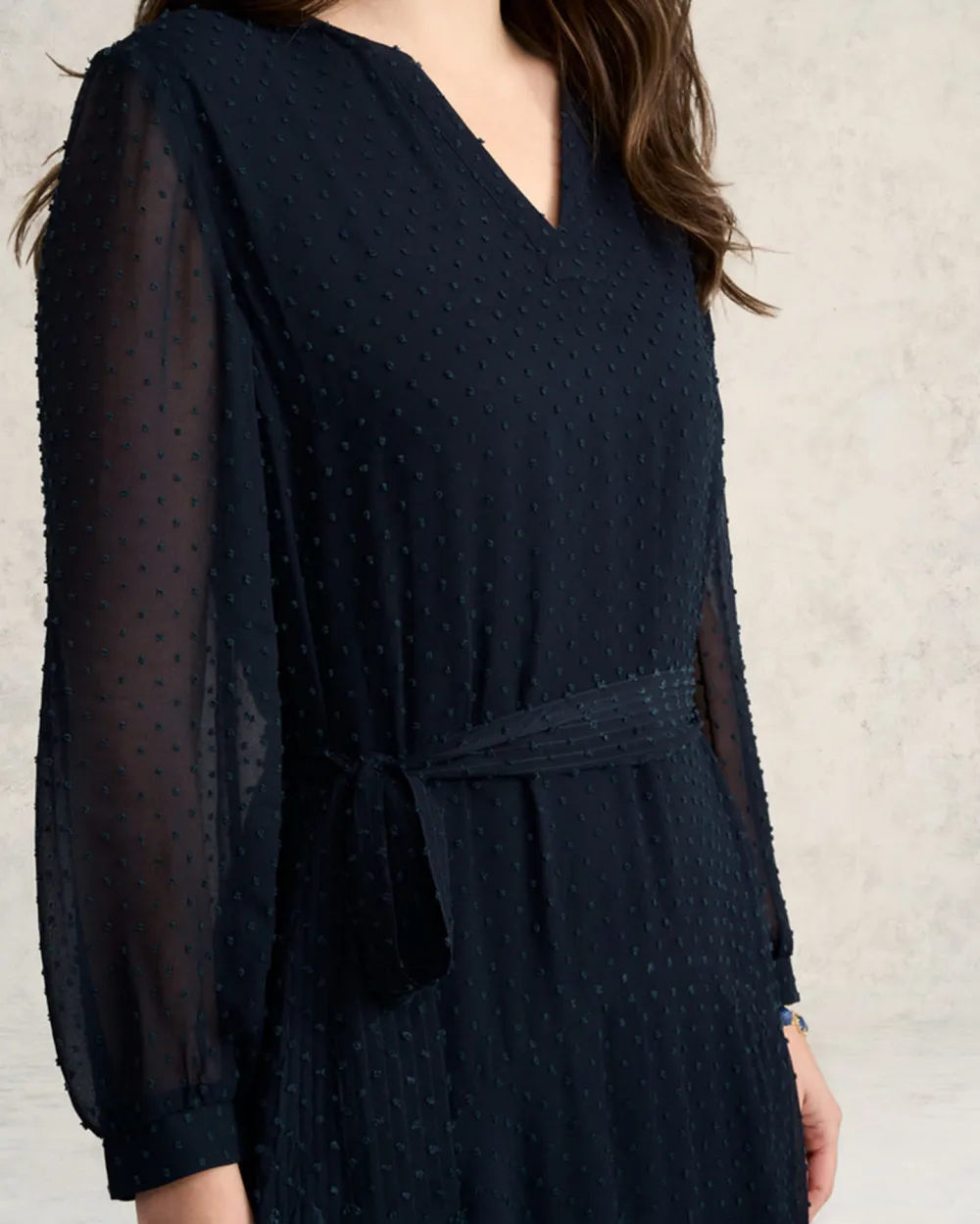 V Neck Long Sleeve Belted Midi Dress