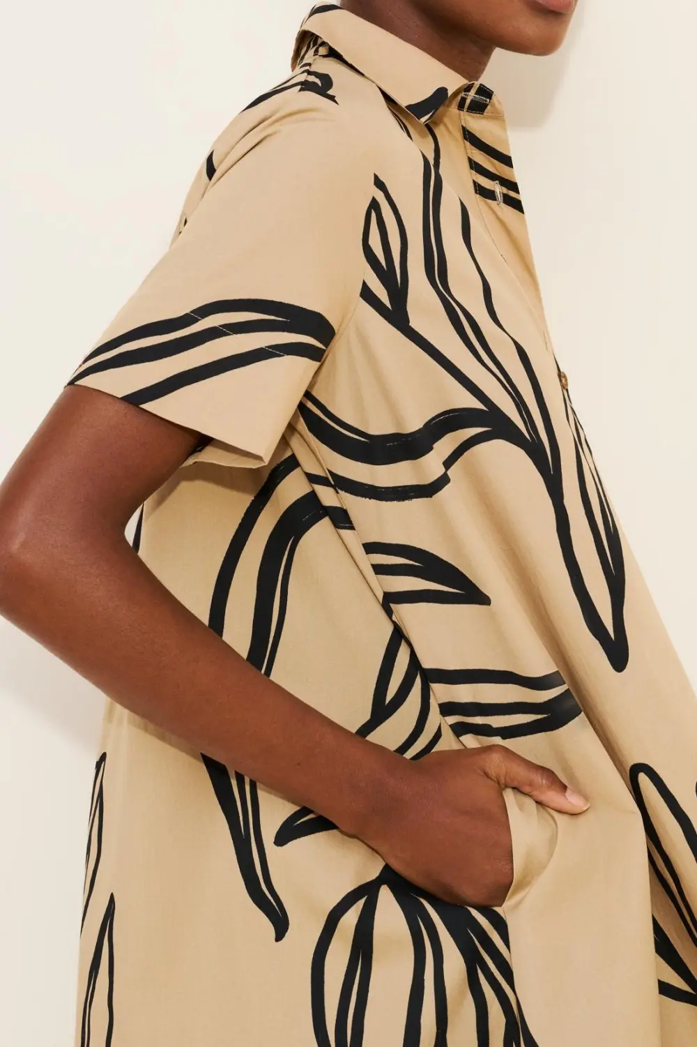 Pollie Short-Sleeve Swing Tunic Mini Dress