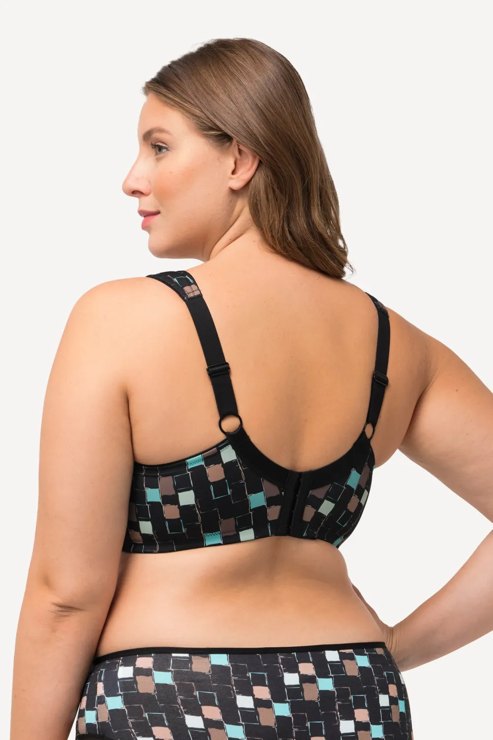 Soft-BH geometrischer Druc ohne Bügel Cup C - D