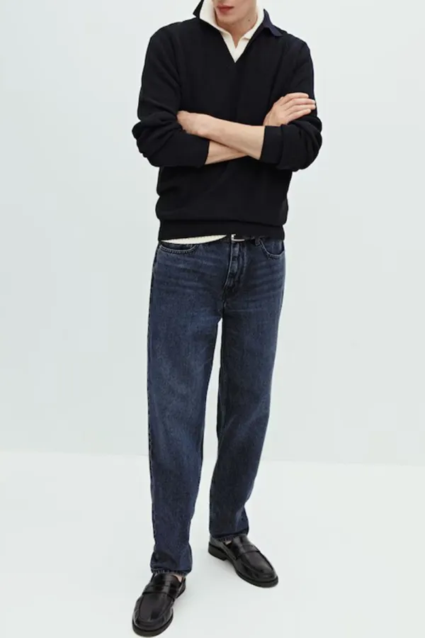 Casual Straight-Fit Jeans