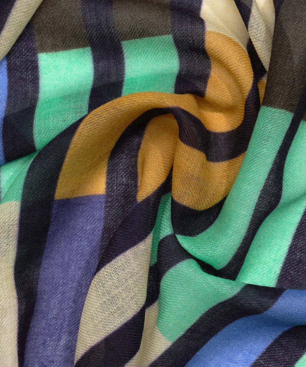 Casual Style Striking Stripe Design Wrap