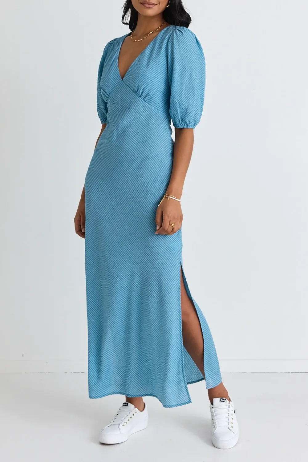 V-neck Short Sleeve Midi Dress