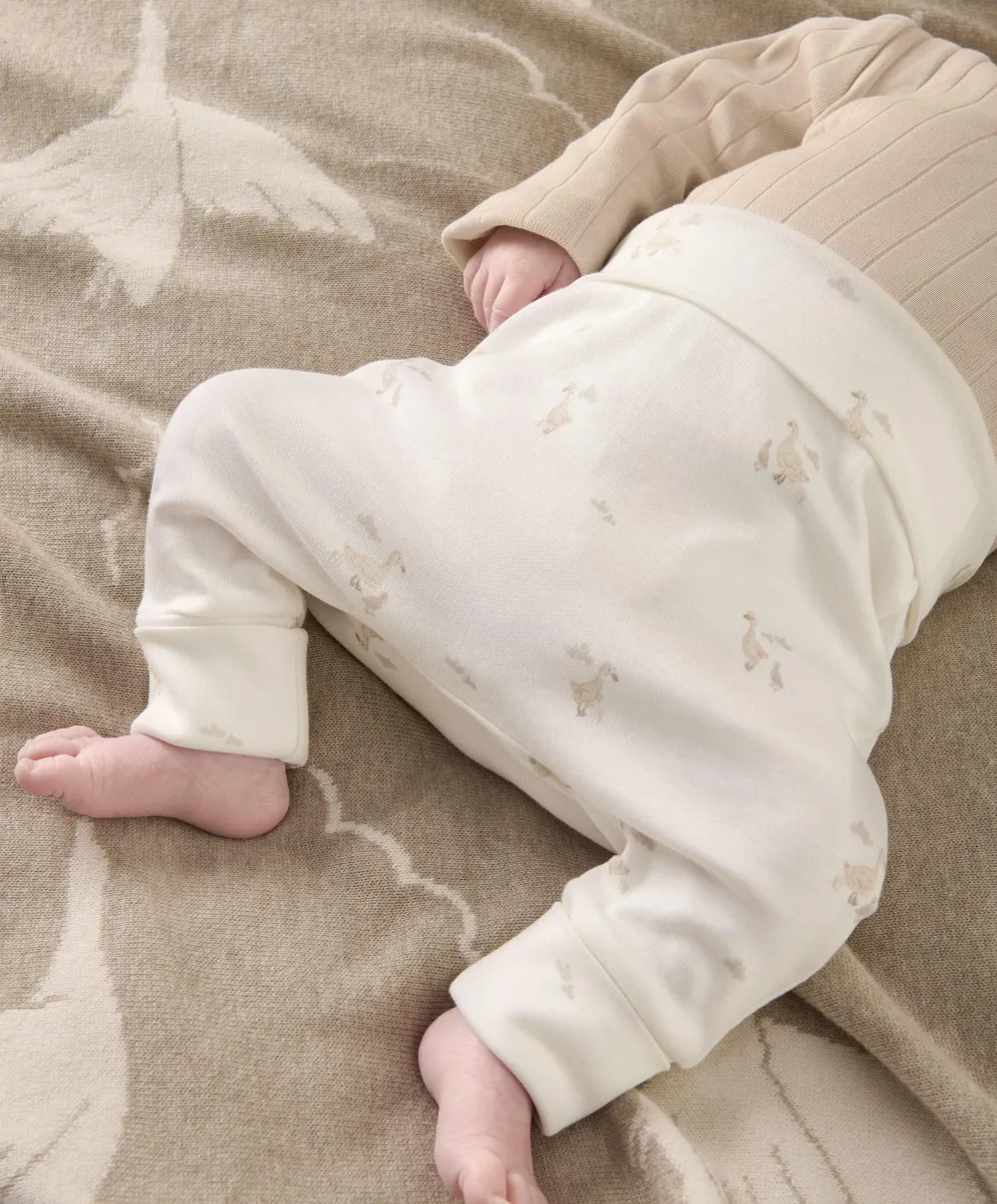 Duckling Bodysuit, Leggings & Hat Outfit Set