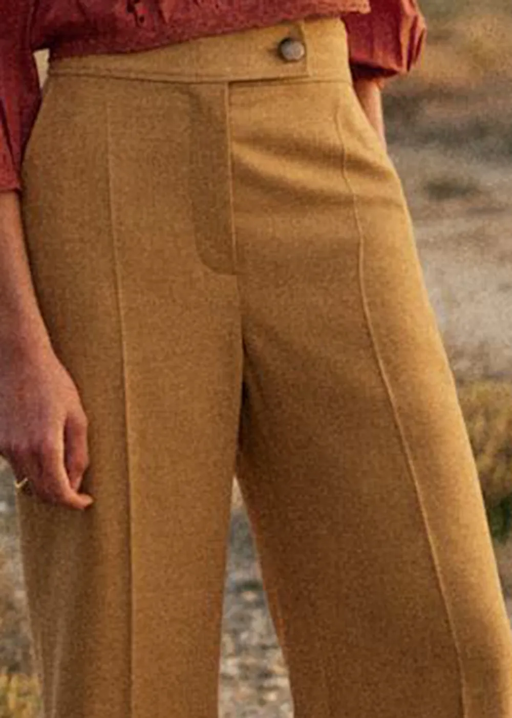 Straight-Leg Pleated Trousers