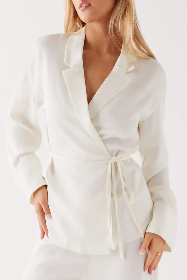 Tammie Tie Side Shirt - Pearl