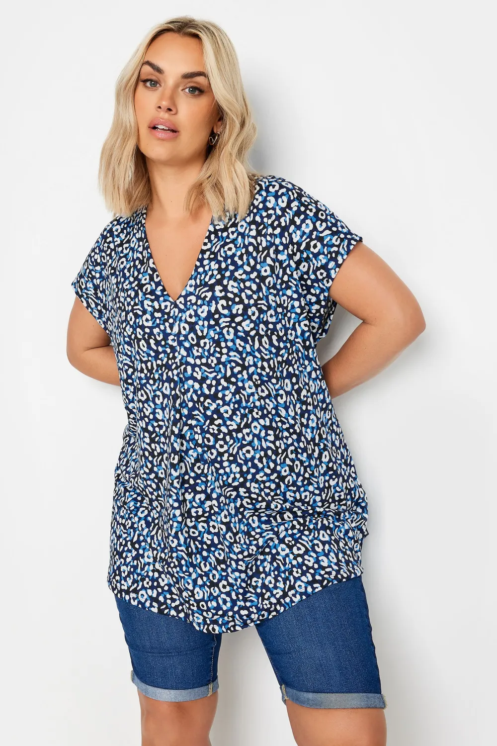 YOURS Curve Blue Leopard Print Pleat Front Blouse