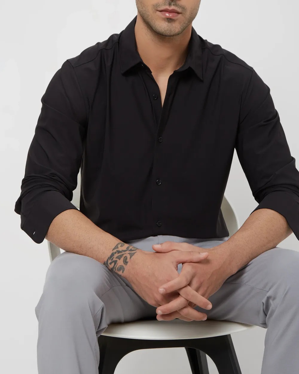 Simple And Comfortable Slim-Fit Breathable Black Shirt