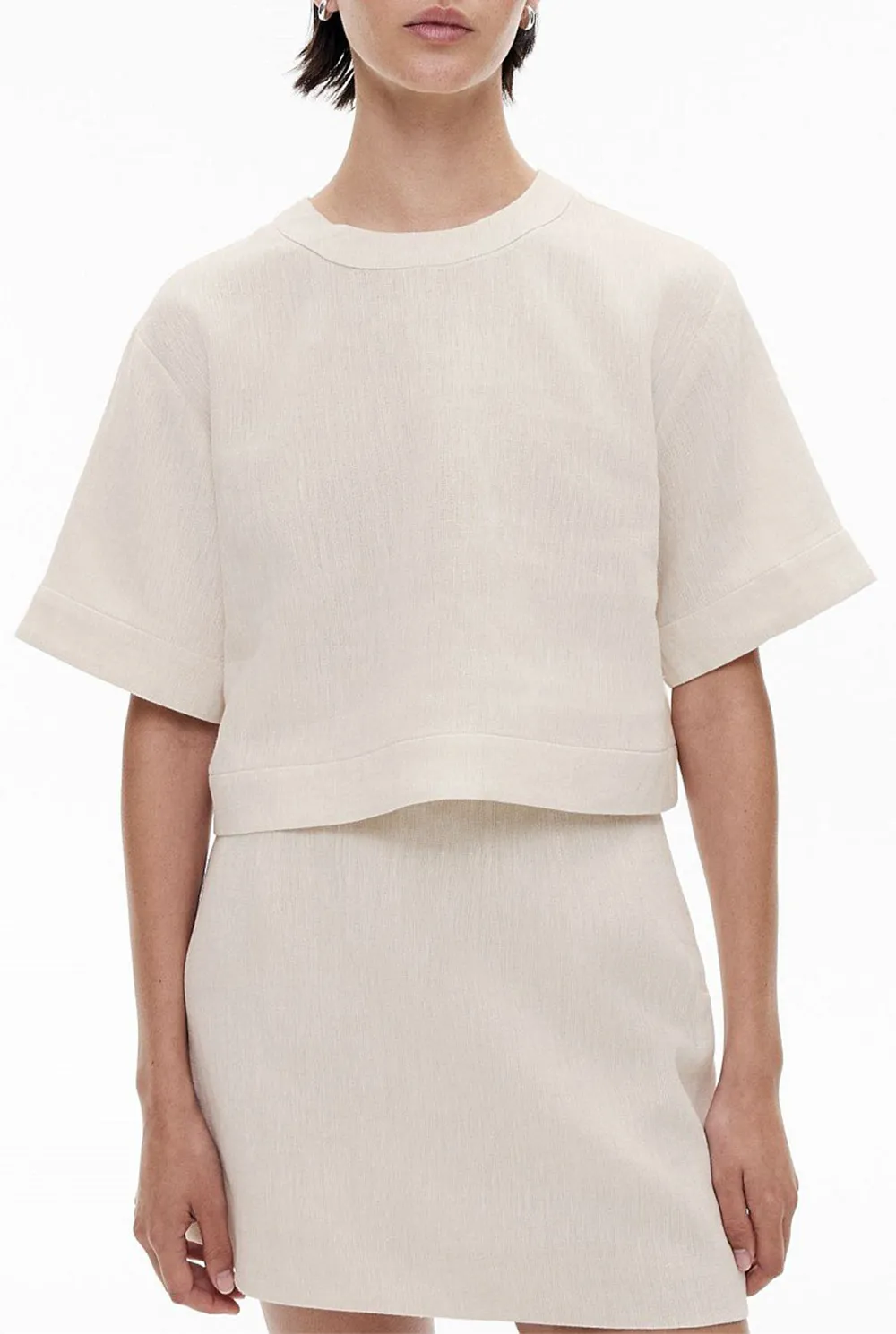 Linen Round-Neck T-Shirt