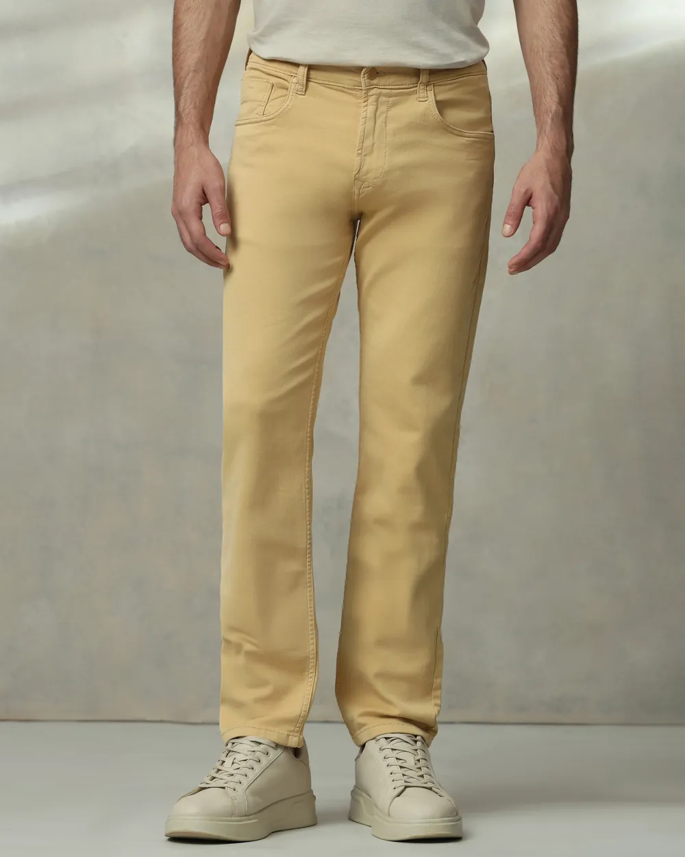 Classic Versatile And Comfortable Straight Light Khaki Jeans