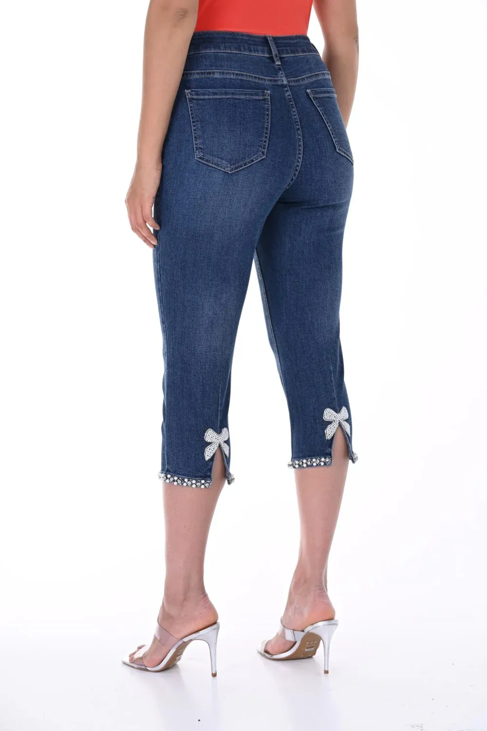 Cropped Light Blue Denim Jeans