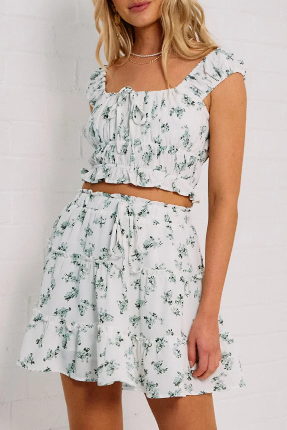 Green Ditsy Crop Top Short Sleeve Ruched