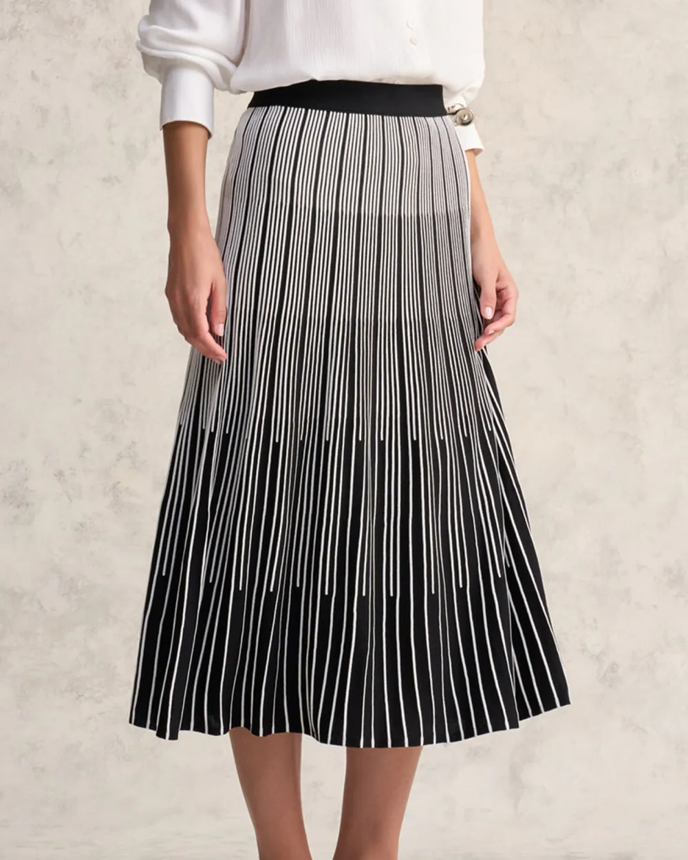 Gradual Stripe Skirt