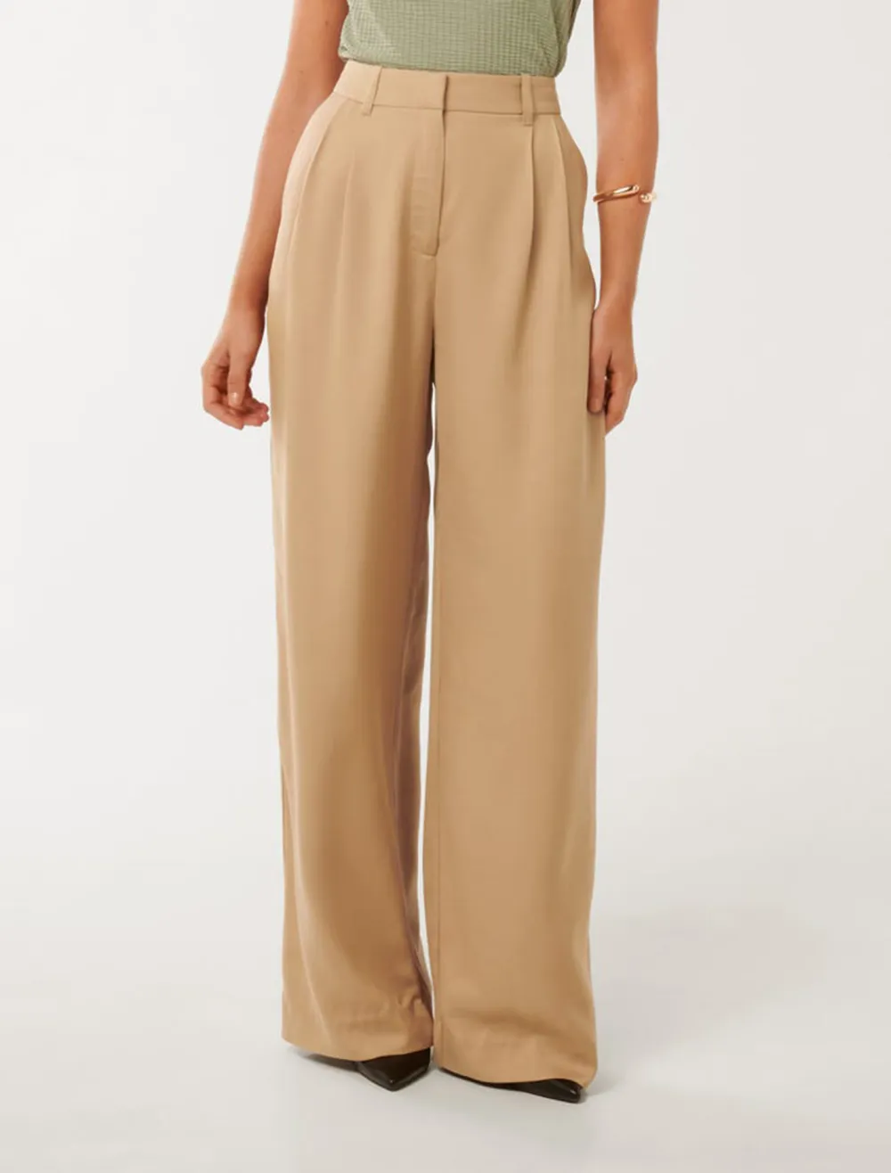 Pleated Wide-Leg Pants