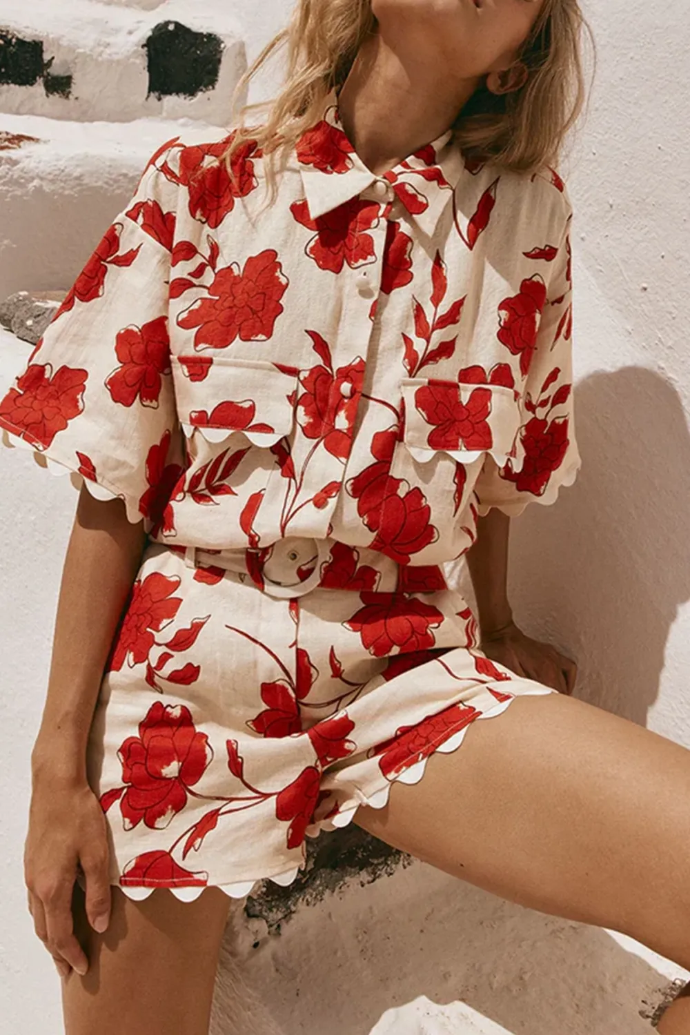 Floral Print Scalloped Hem Shorts