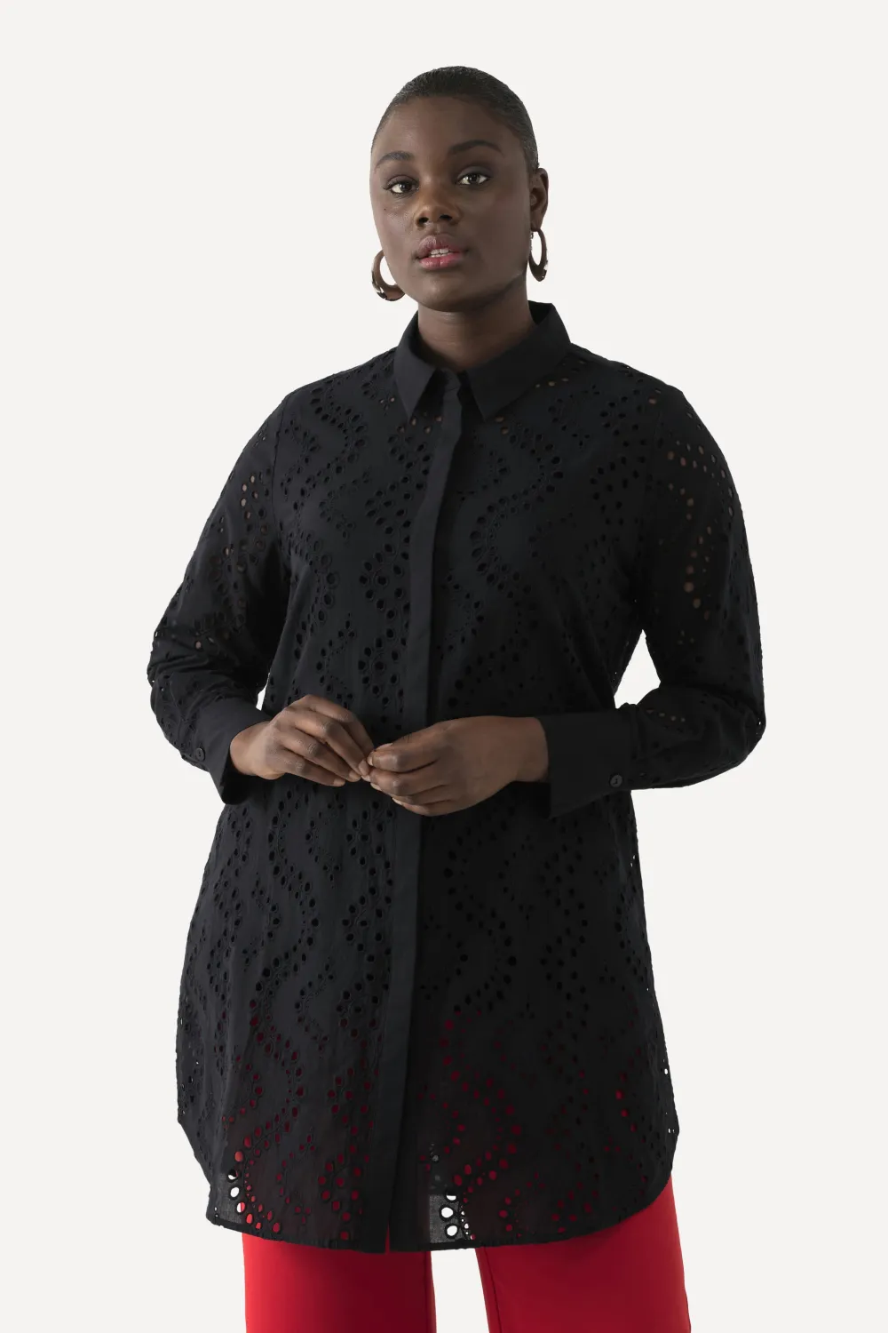 Longbluse, Lochstickerei, Hemdkragen, Langarm