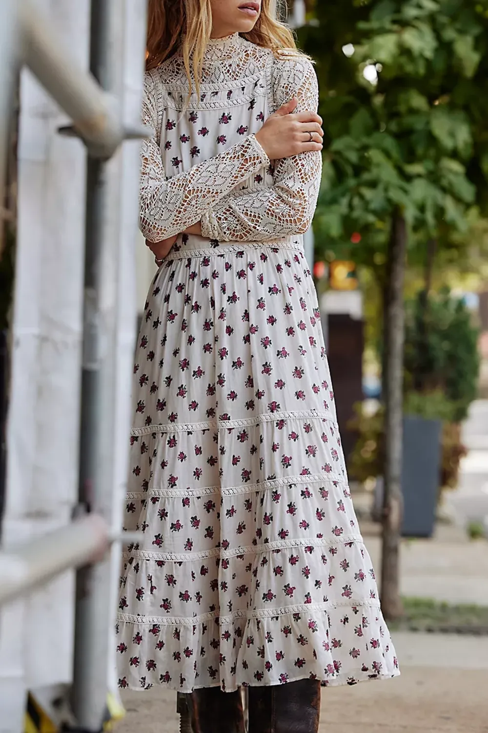 Long Sleeve Floral Print Tiered Midi Dress