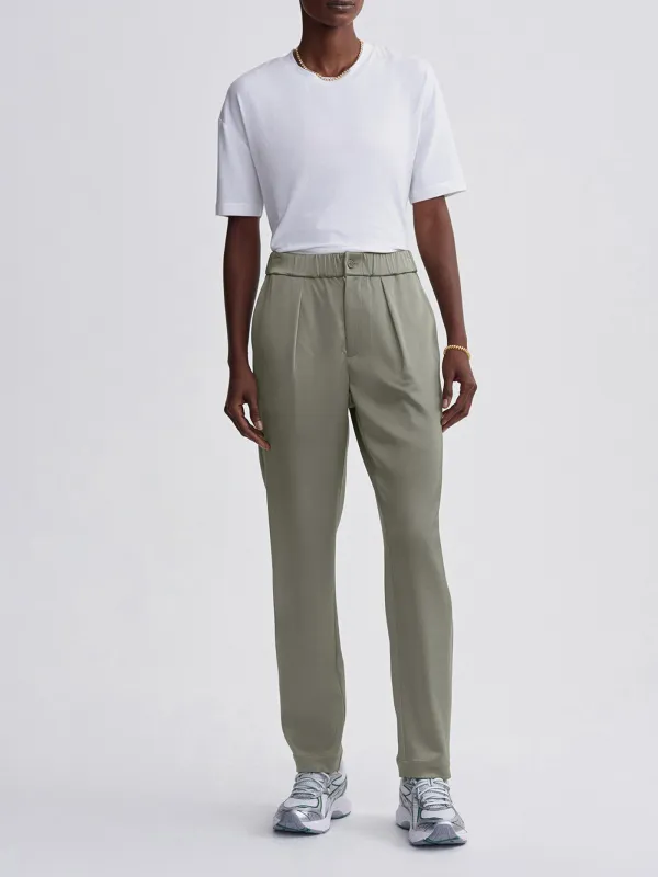 Essential Tapered-Leg Pant 29