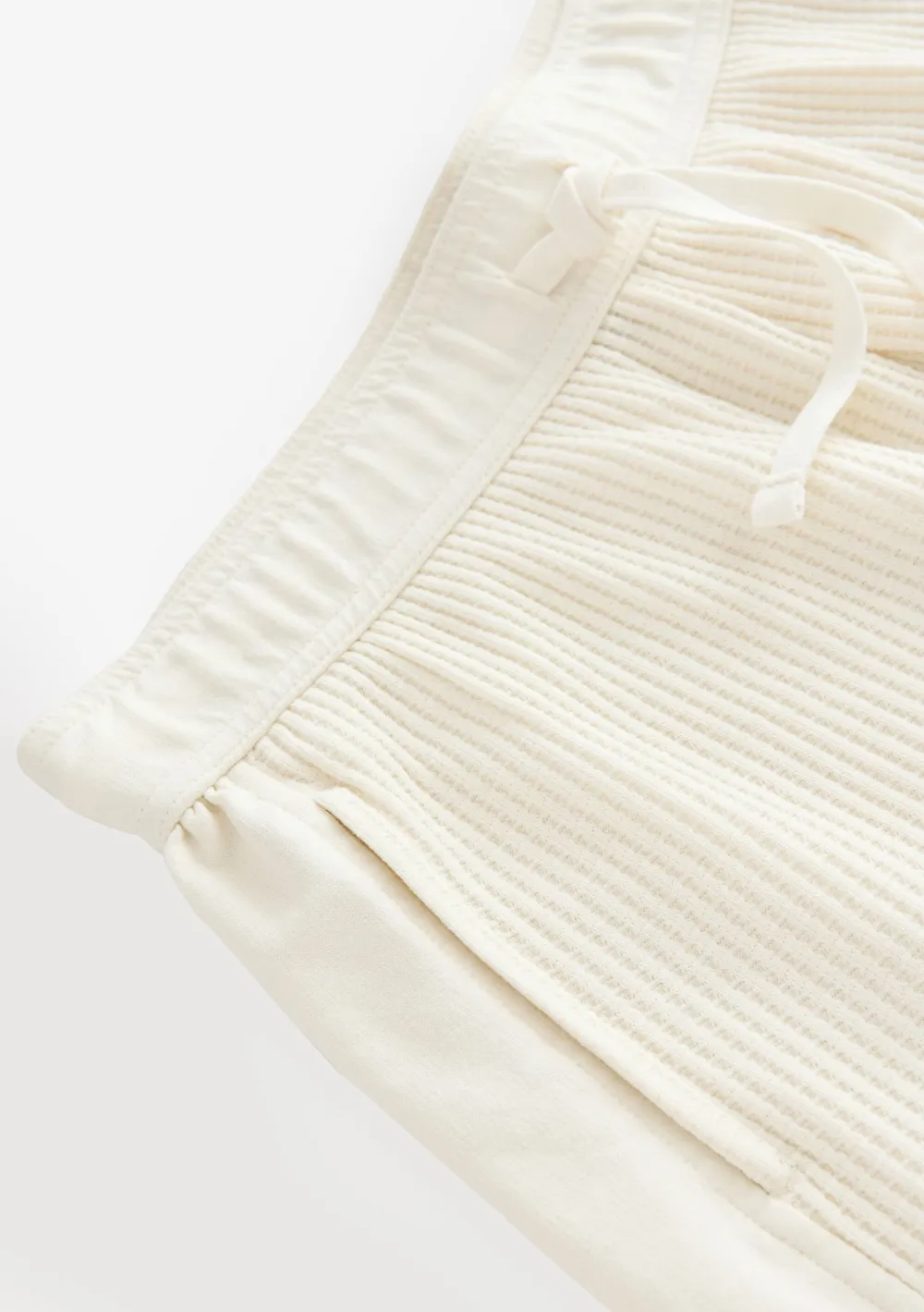 White Loose Soft Comfortable Shorts