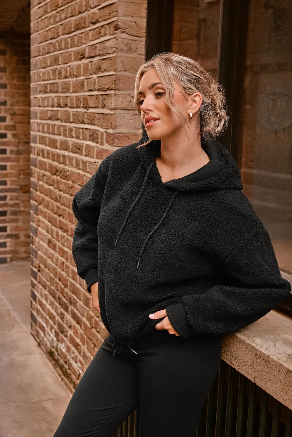 YOURS Curve Black Teddy Cropped Fleece Hoodie