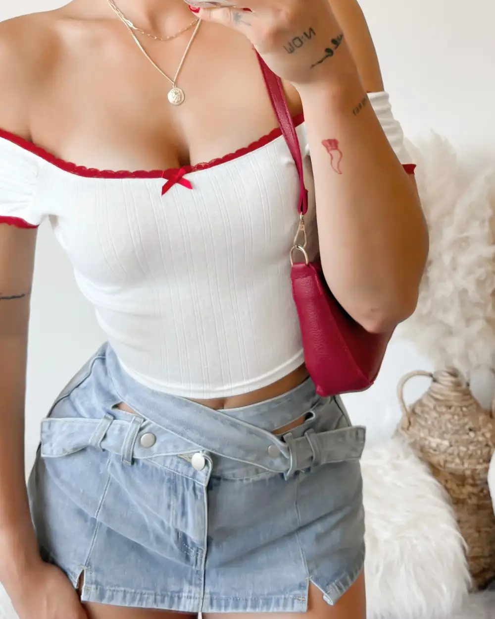 NICOLE CONTRAST TRIM TOP