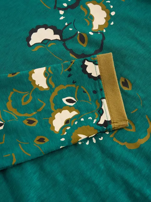 Crew Neck Art Graphic T-Shirt