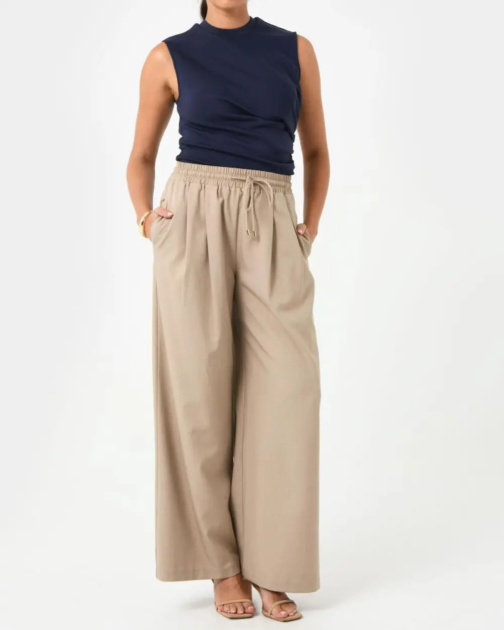 Side Ruching Details Ruched Top