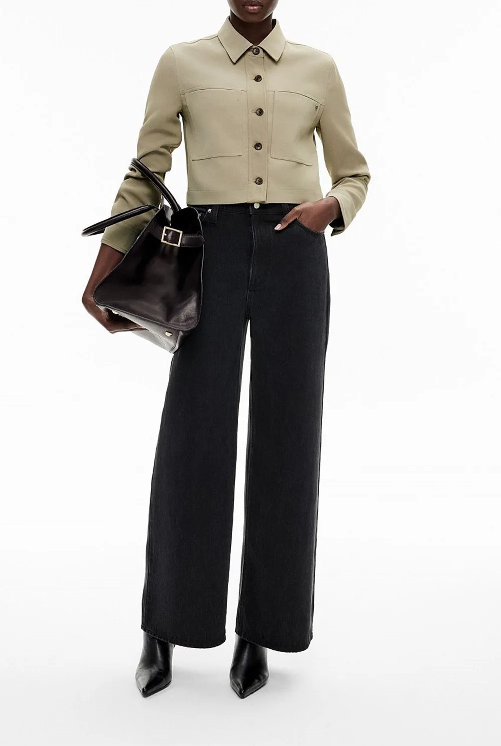 Simple And Fashionable Black Button-Down Shirt