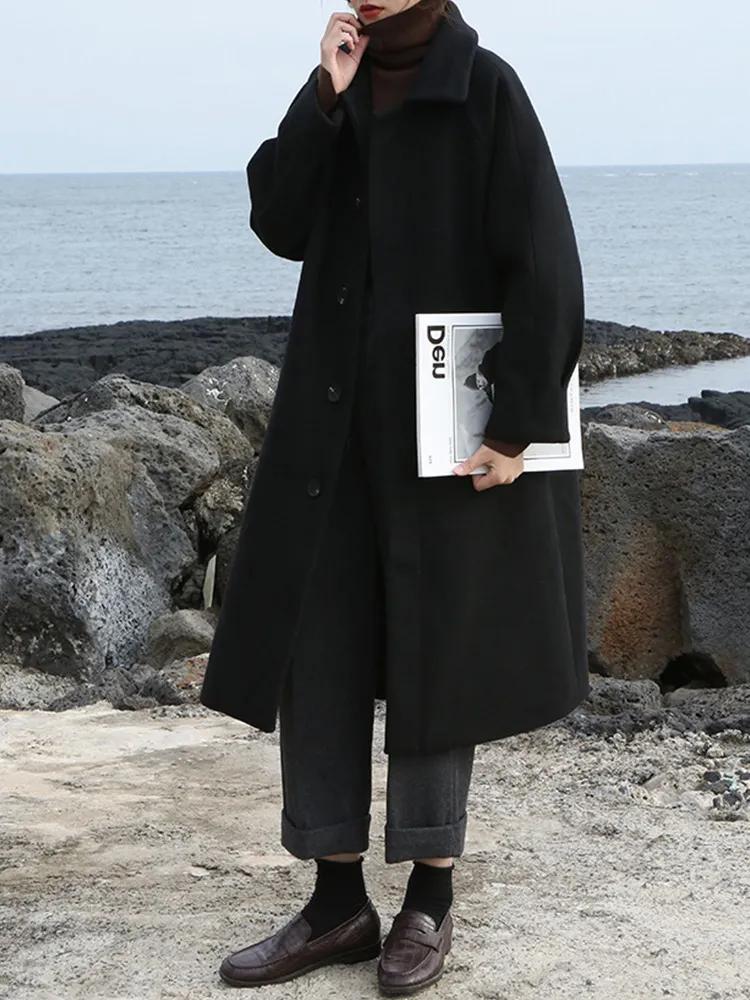 Solid Single Breasted Lapel Coat in Black