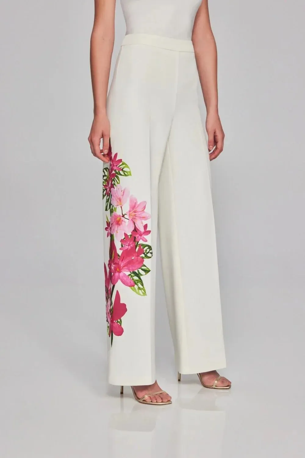 White Wide - Leg Pants with Floral Embroidered