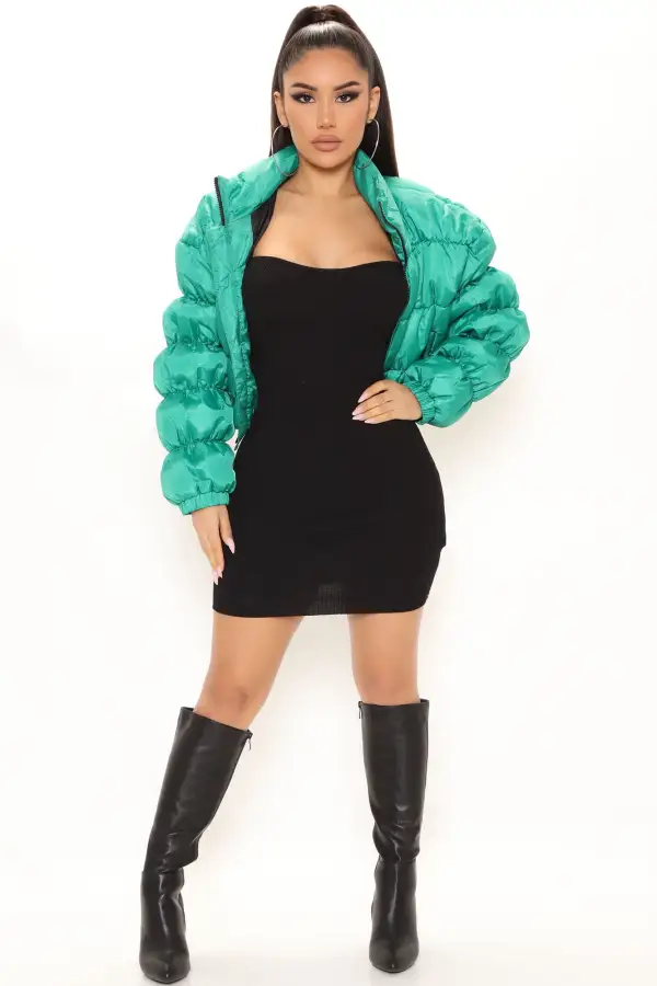 We're On The Go Cropped Puffer Jacket - Kelly Green