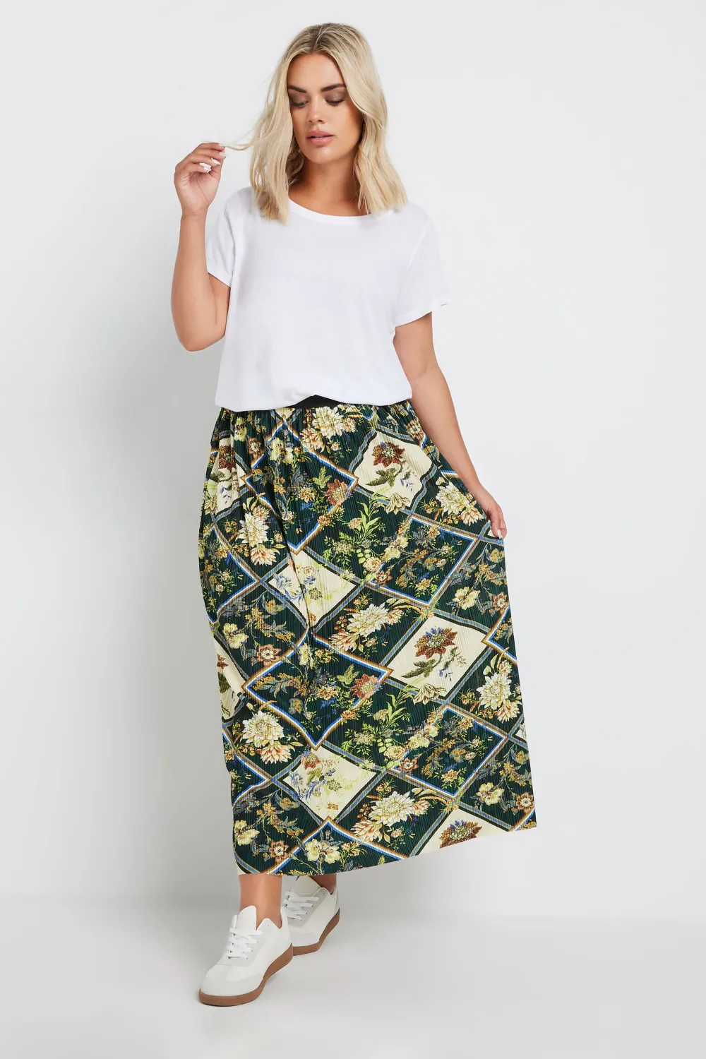 YOURS Curve Green Geometric Floral Print Pleated Skirt