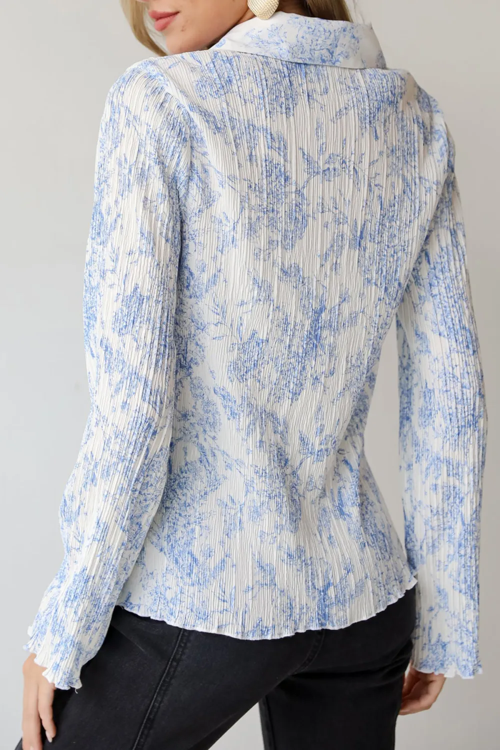 Modern Devotion Blue Floral Plisse Button-Up Blouse